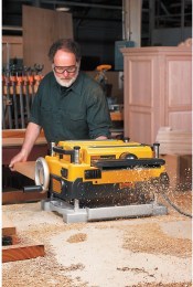 Two-speed planer DeWALT3
